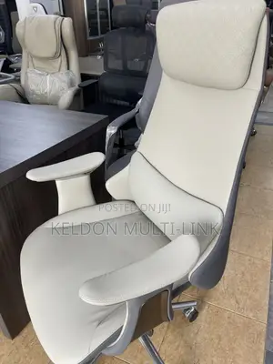 Leather Executive Swivel Chair