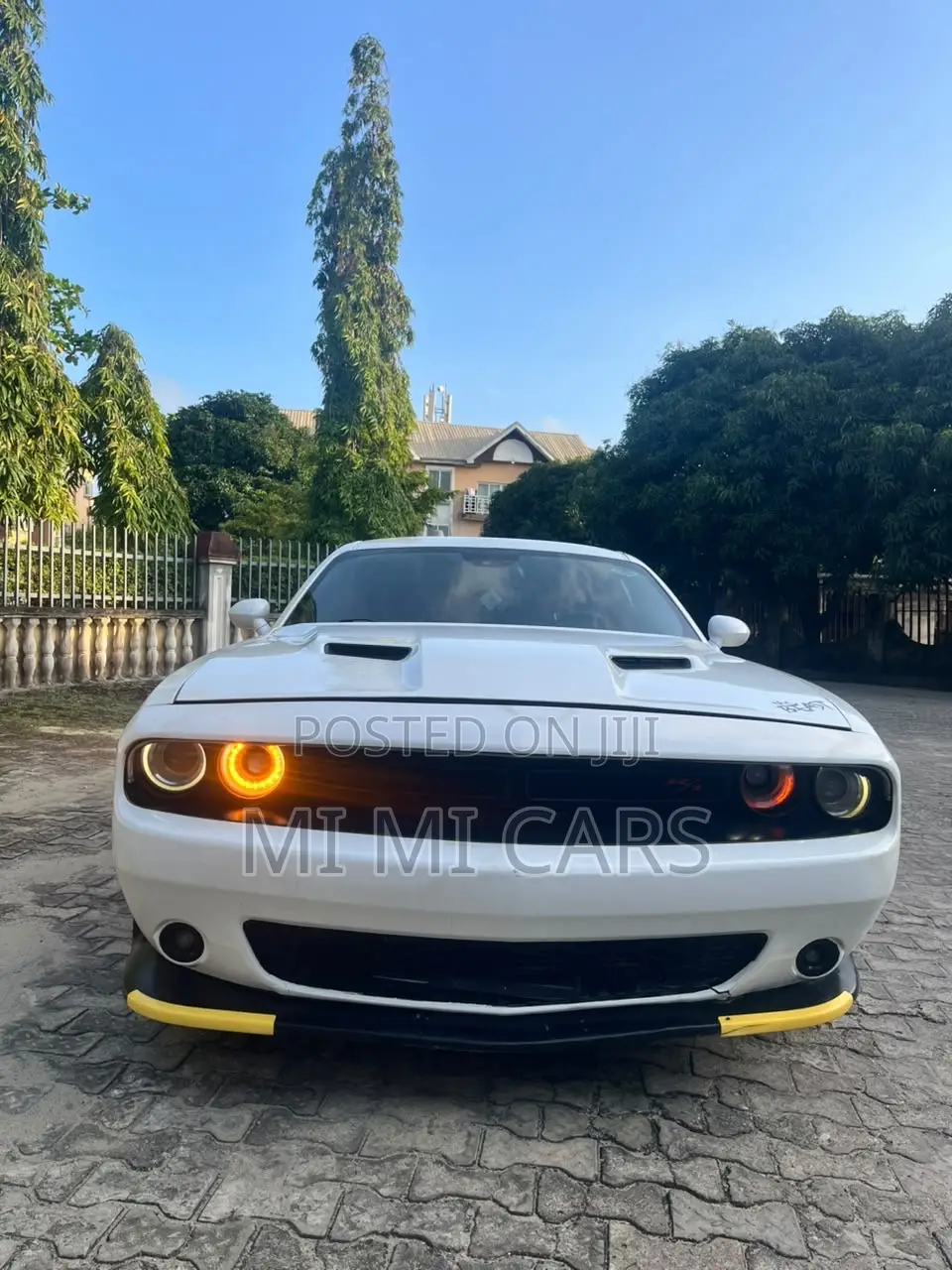 Dodge Challenger SRT Hellcat 2016 White
