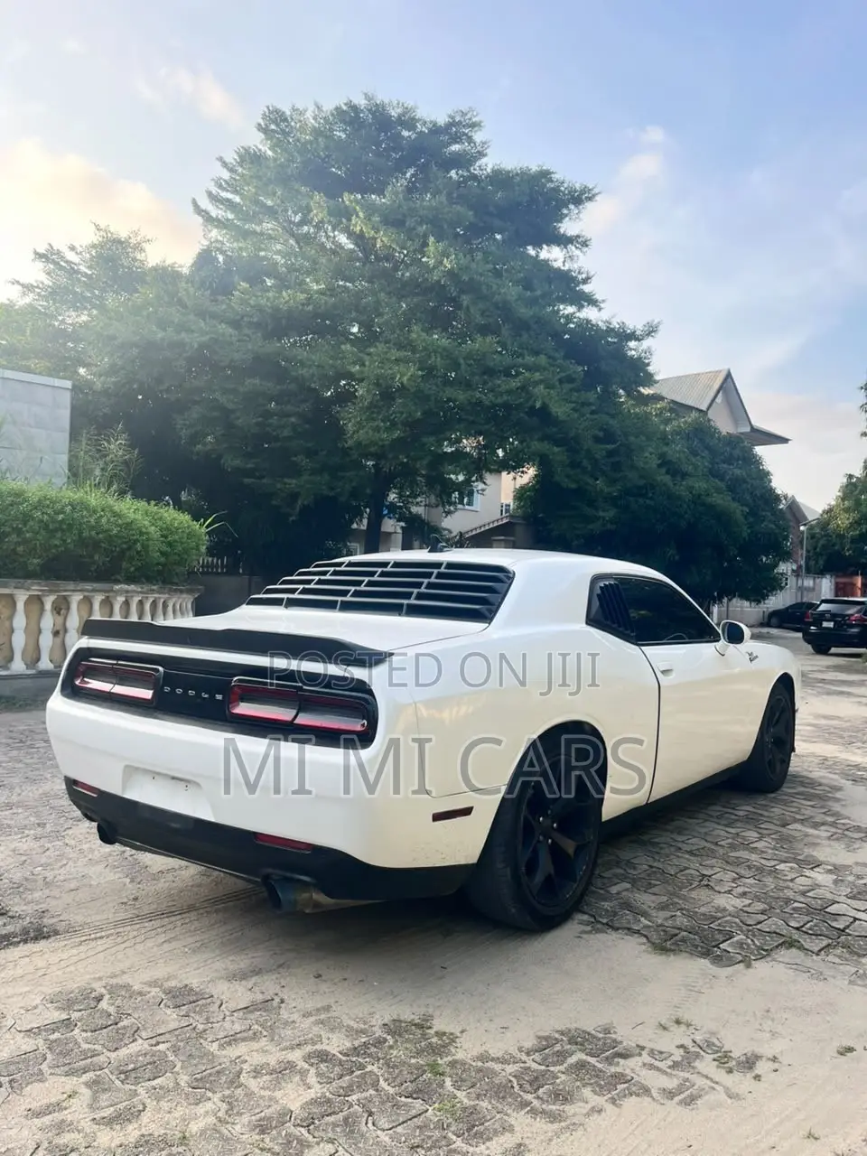 Dodge Challenger SRT Hellcat 2016 White