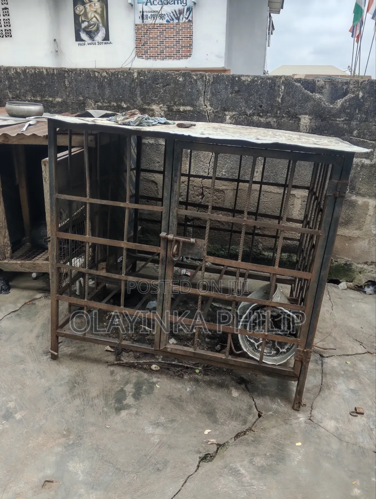 Strong Iron Cage for Dogs