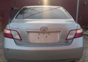 Toyota Camry 2008 Silver