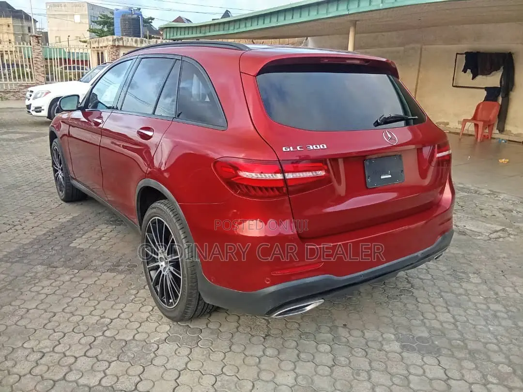 Mercedes-Benz GLC-Class 2018 Red
