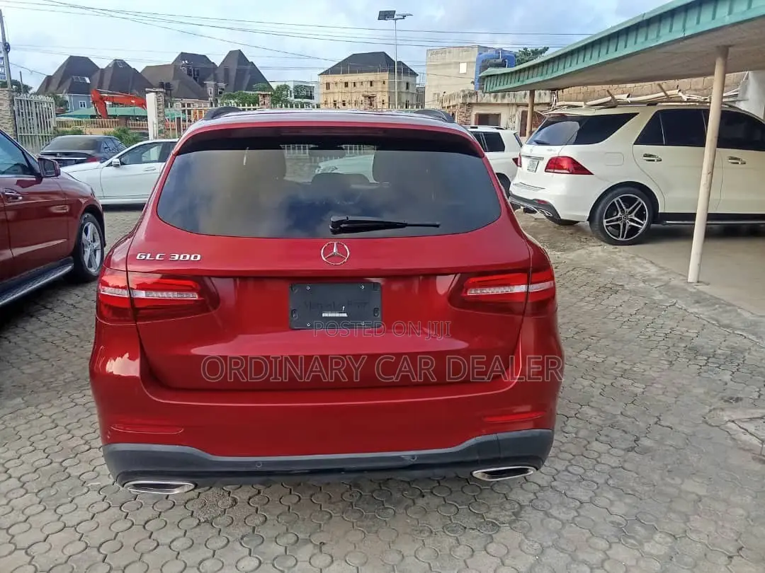 Mercedes-Benz GLC-Class 2018 Red