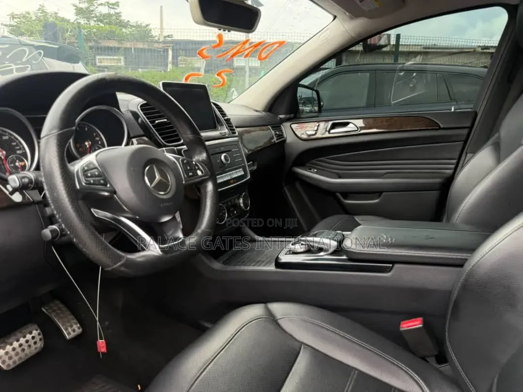 Mercedes-Benz GLE-Class 2016 Silver