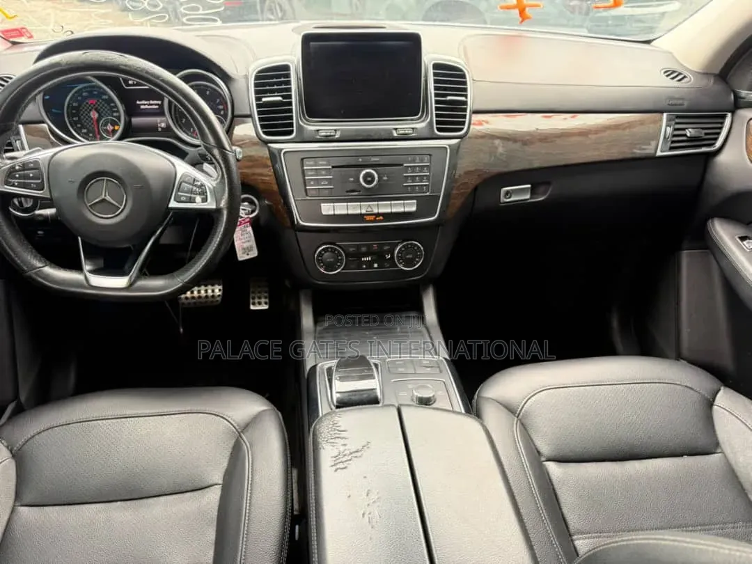 Mercedes-Benz GLE-Class 2016 Silver