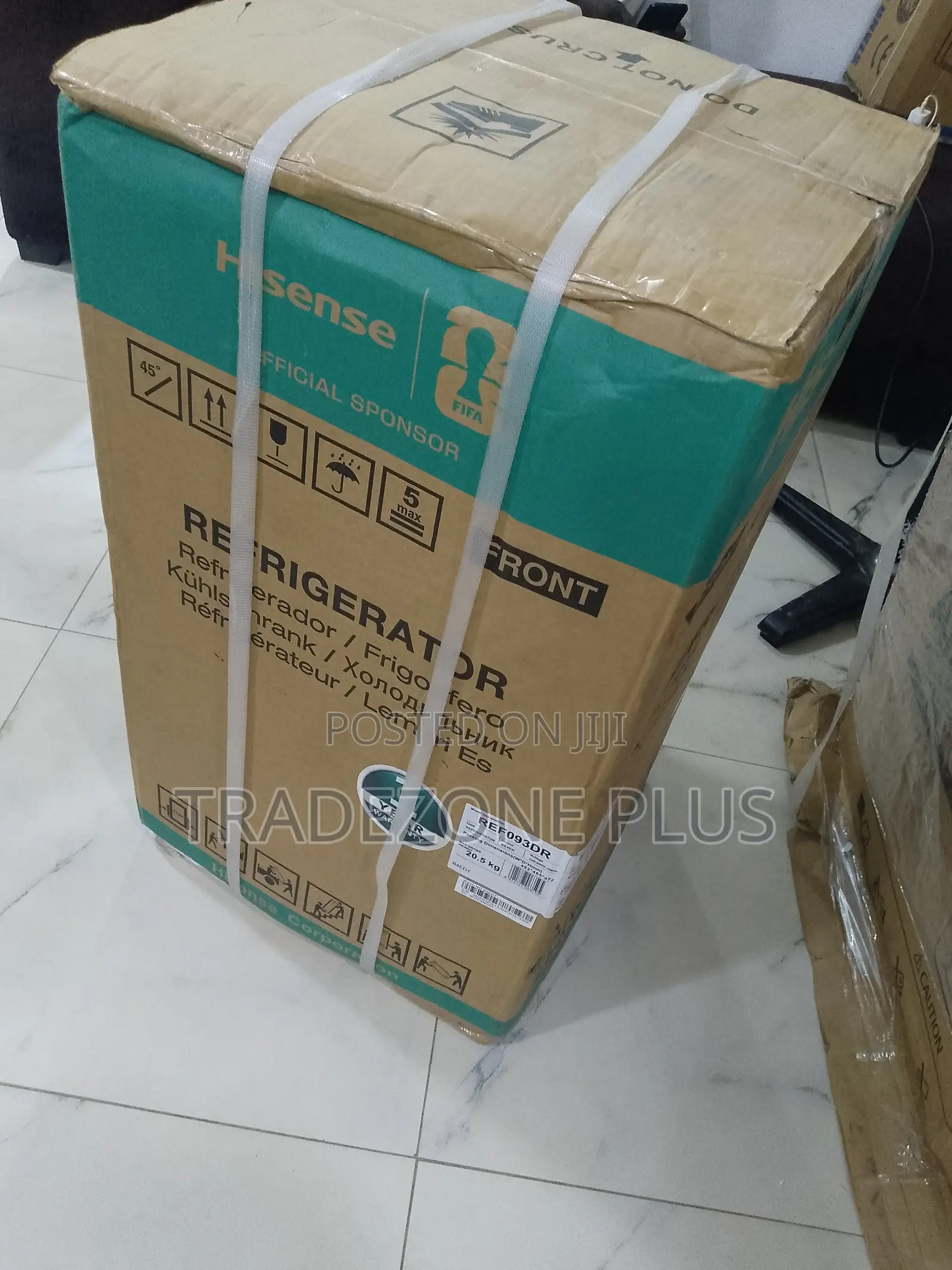 Get Hisense 90L Refrigerator – Model REF093DR