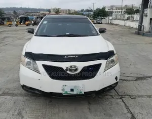 Toyota Camry LE 4dr Sedan (2.4L 4cyl 5A) 2008 White