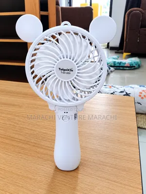 Reachability Foldable Mini Hand Fan