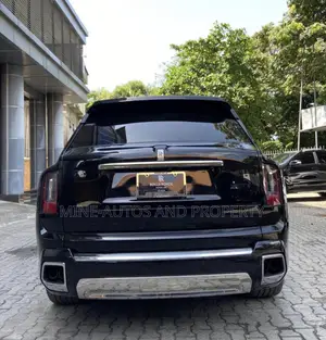 Rolls-Royce Cullinan 2025 Black