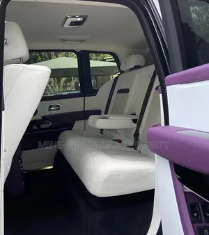 Rolls-Royce Cullinan 2025 Black