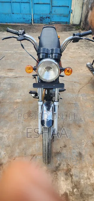 Bajaj Boxer 2023 Red