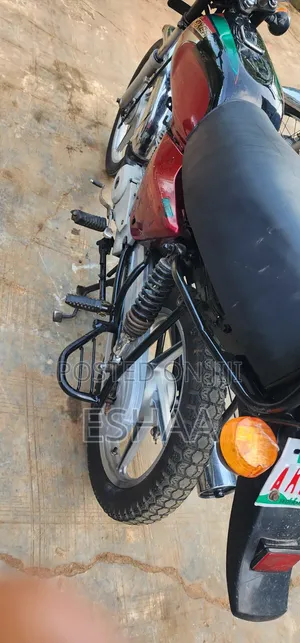 Bajaj Boxer 2023 Red