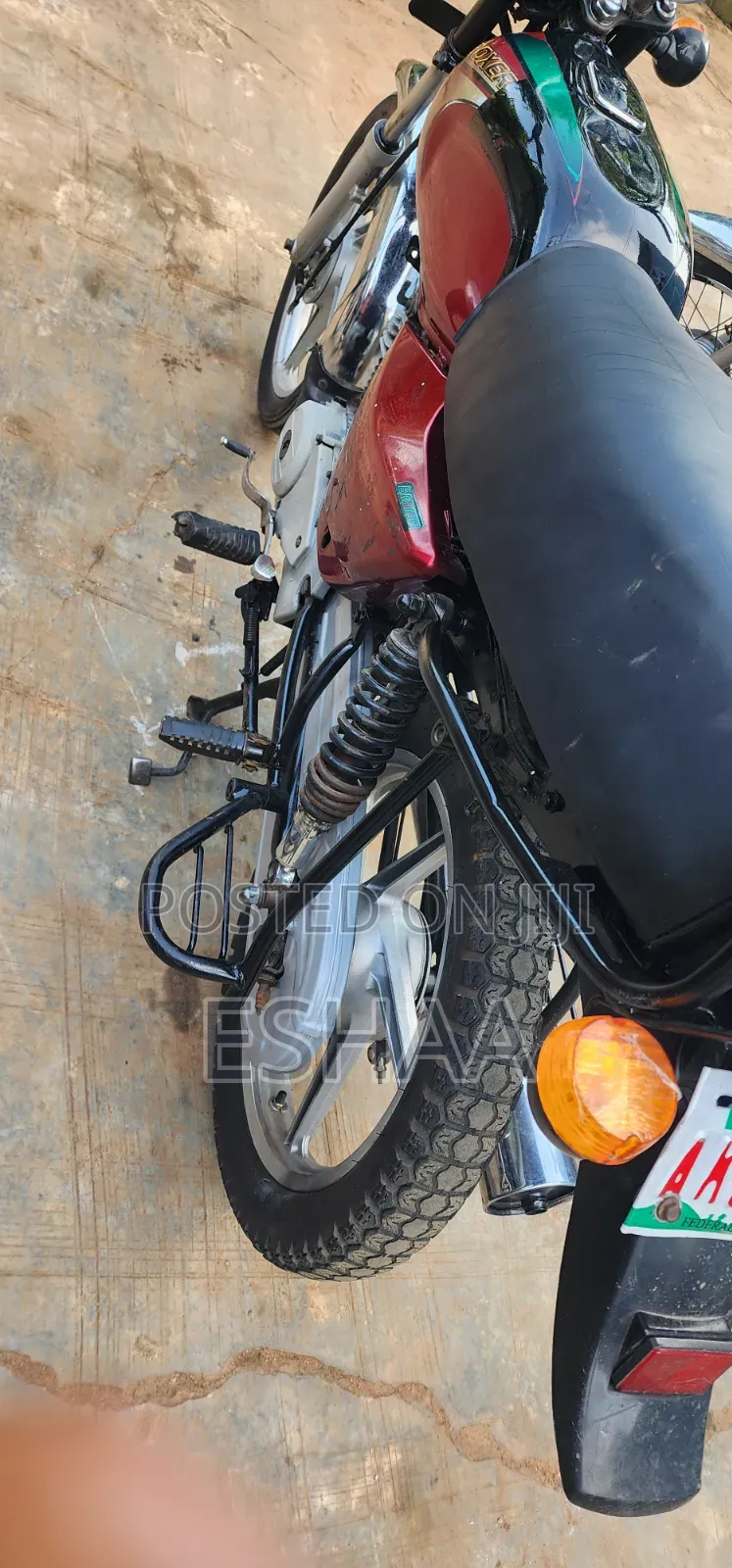 Bajaj Boxer 2023 Red