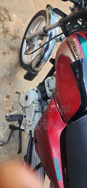 Bajaj Boxer 2023 Red