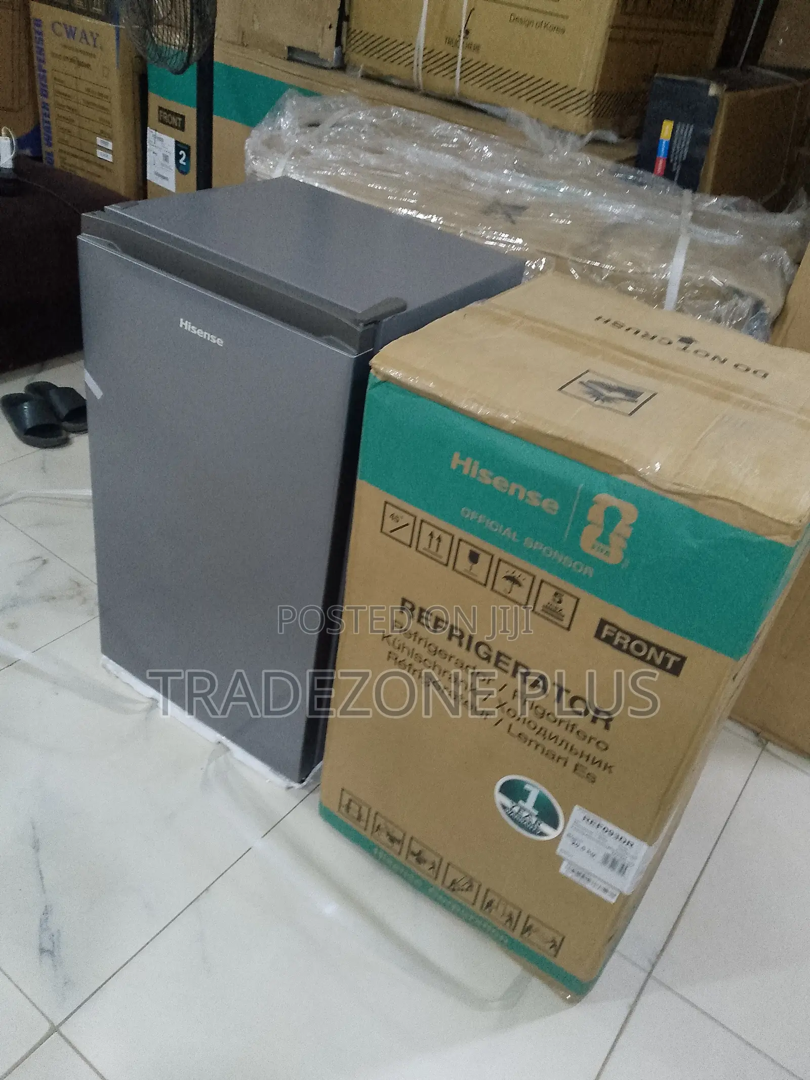 Hisense 90L Compact Fridge – REF093DR Model