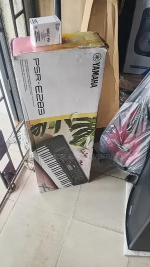 Yamaha Keyboard PSR 283