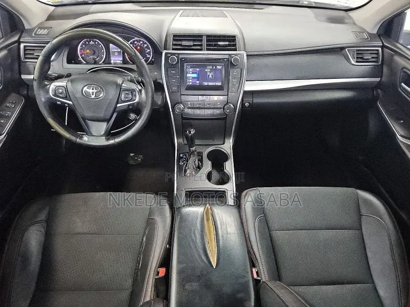 Toyota Camry 2016 Black