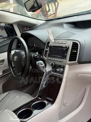Toyota Venza 2011 Gray