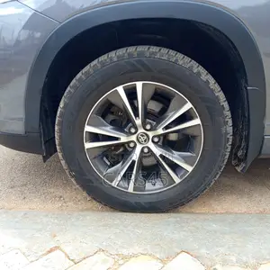 Toyota Highlander 2018 Gray