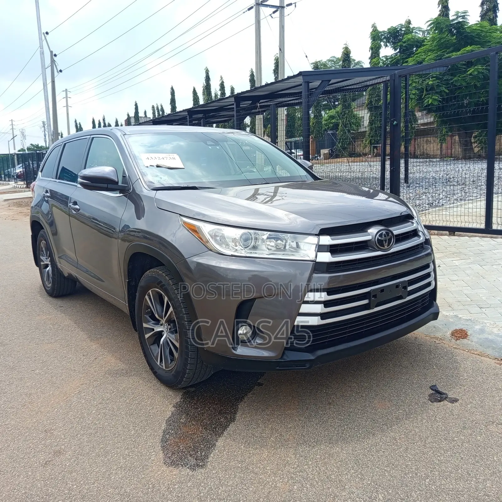 Toyota Highlander 2018 Gray