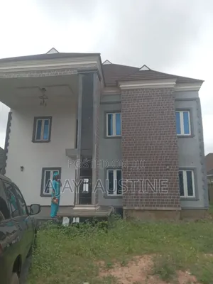 4bdrm Duplex in Alagbaka, Akure for sale