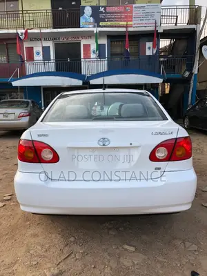 Toyota Corolla 2004 White