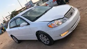 Toyota Corolla 2004 White