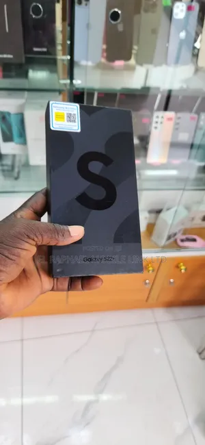 New Samsung Galaxy S22+ 5G 256 GB Black