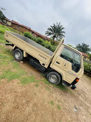 Toyota Dyna 150