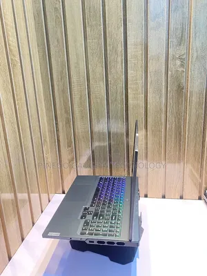 Laptop Lenovo Legion Pro 7 32GB Intel Core i9 SSD 1T