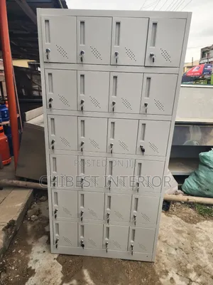 High Quality Standard 24doors Lockers Available in Stock