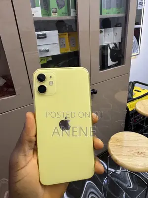 Apple iPhone 11 64 GB Yellow