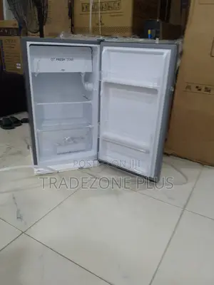 Hisense REF093DR 90L Fridge – Suitable for Office Use
