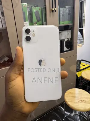 Apple iPhone 11 64 GB White