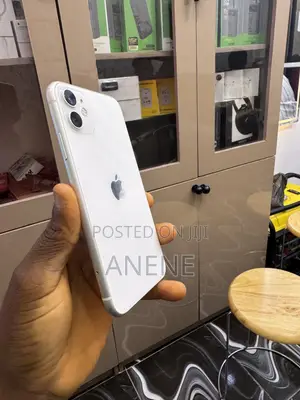 Apple iPhone 11 64 GB White