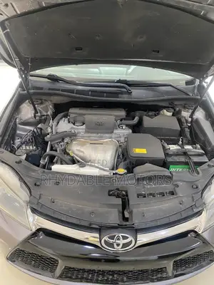 Toyota Camry SE 4dr Sedan (2.5L 4cyl 6A) 2015 Gray