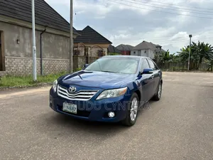 Toyota Camry 2010 Blue