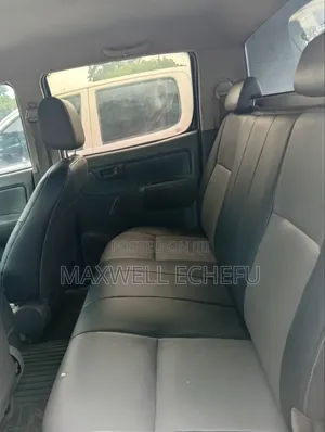Toyota Hilux 2015 White