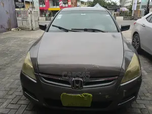 Honda Accord 2006 Gray