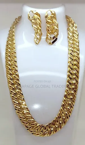 Bold Gold Cuban Link Necklace Earring Set – Statement Elegance