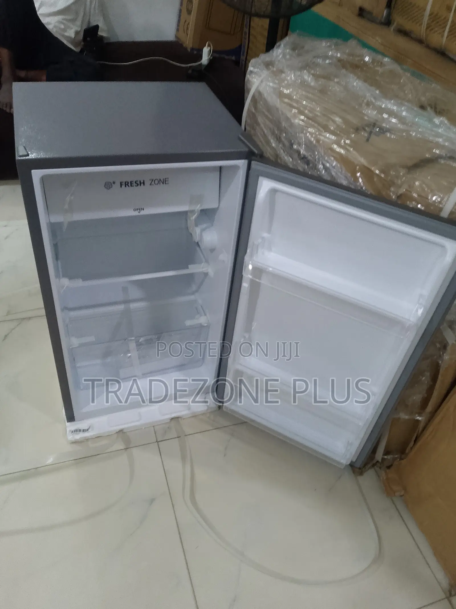 Hisense 90L Refrigerator – Great for Small Kitchens Size