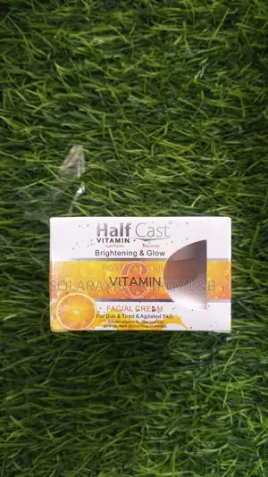 Half Cast Vitamin Brightening Glow Facial Cream