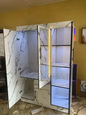 Wardrobe 4by6feet
