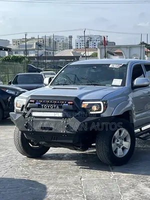 Toyota Tacoma Double Cab 4x4 4.0L V6 5-Speed Automatic 2013 Silver