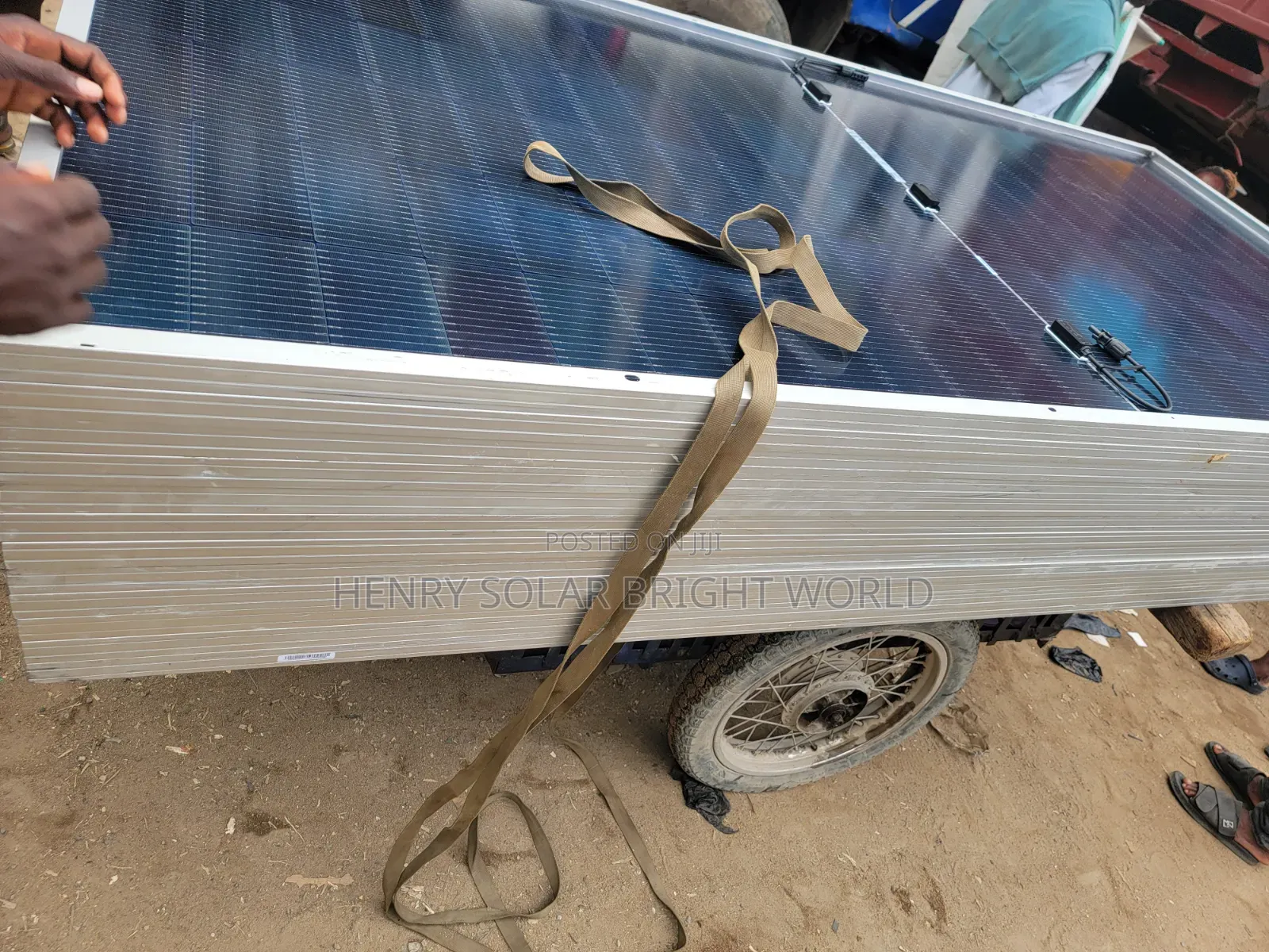 Jinko 590w Bifacial