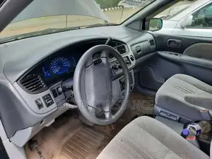 Toyota Sienna 2001 Blue