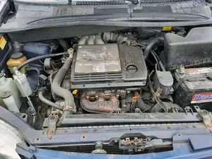 Toyota Sienna 2001 Blue