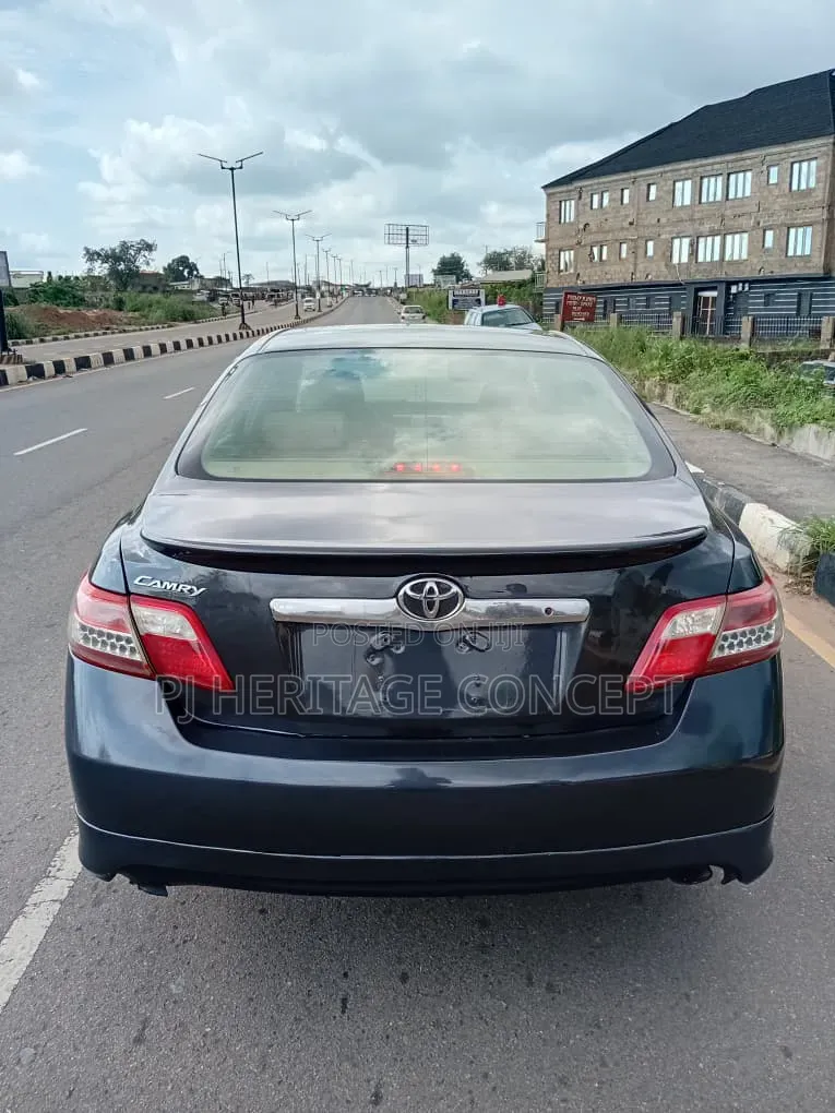 Toyota Camry 2008 Gray