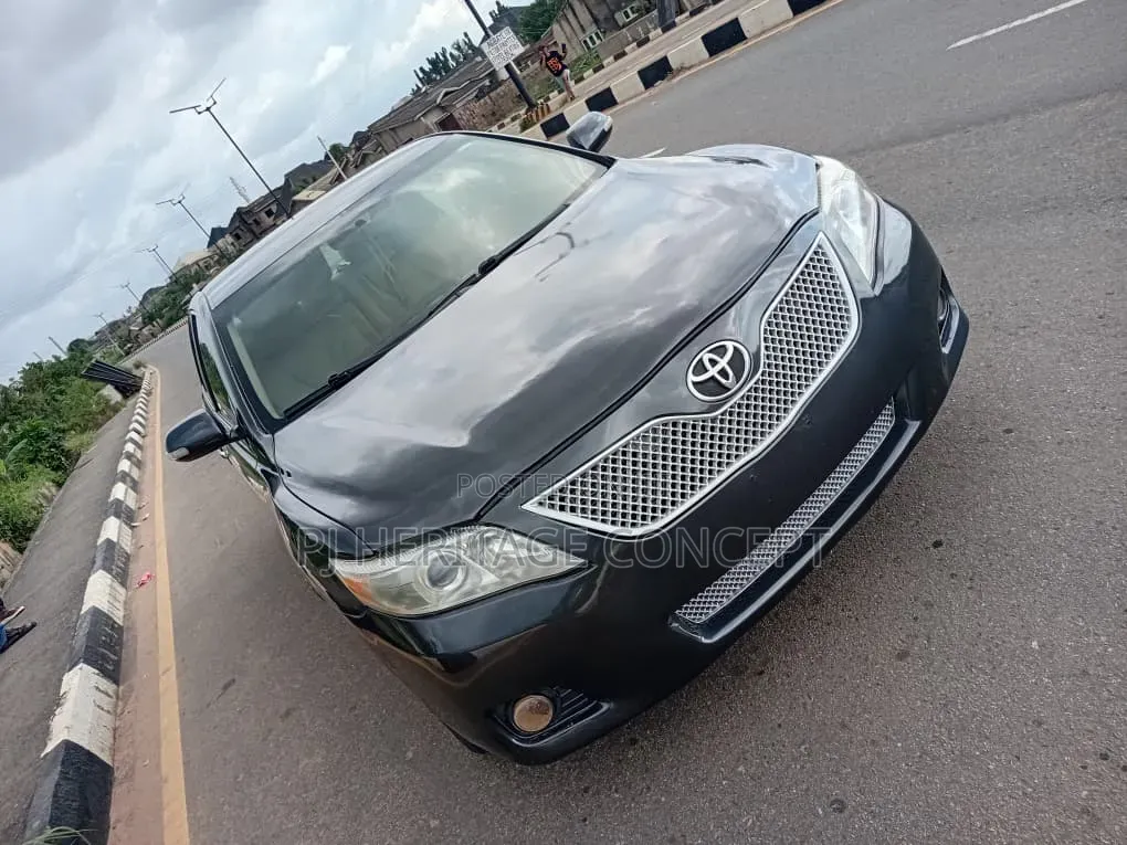 Toyota Camry 2008 Gray