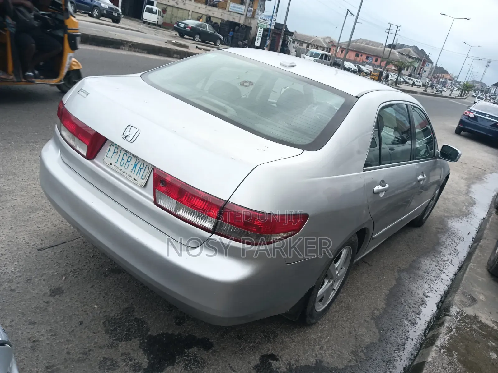 Honda Accord 2004 Silver